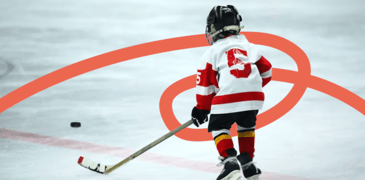 youth hockey player